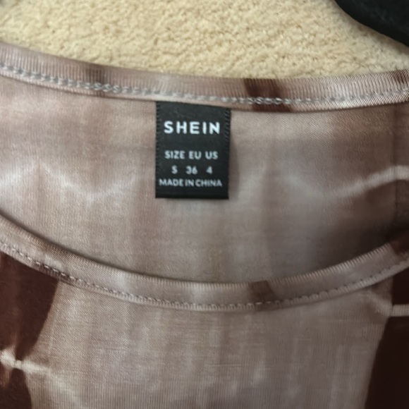 Stunner  mini dress - Picture 2 of 4